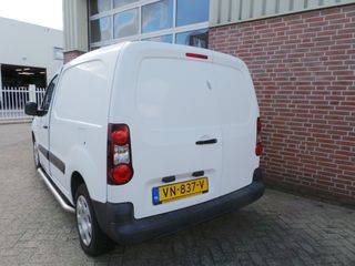 Voertuigafbeelding 3