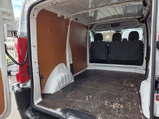 Voertuigafbeelding 8