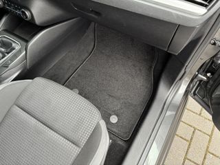 Voertuigafbeelding 31