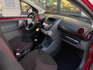 Voertuigafbeelding 16