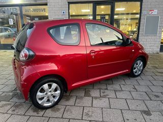 Voertuigafbeelding 4