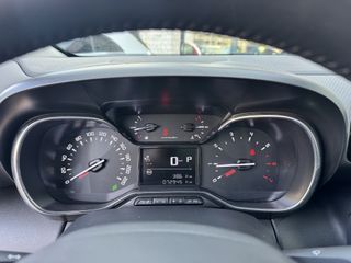 Voertuigafbeelding 28