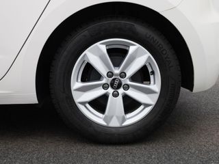 Voertuigafbeelding 12