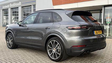 Voertuigafbeelding 2