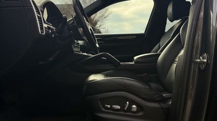 Voertuigafbeelding 8