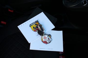 Voertuigafbeelding 21