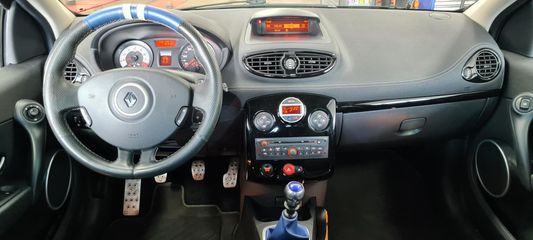 Voertuigafbeelding 17