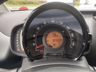 Voertuigafbeelding 16