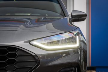 Voertuigafbeelding 6