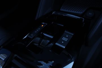 Voertuigafbeelding 13