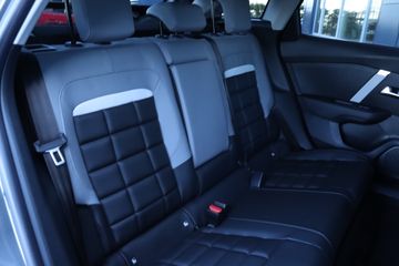 Voertuigafbeelding 26