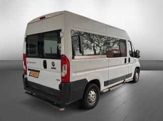 Voertuigafbeelding 2