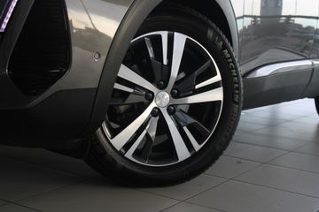 Voertuigafbeelding 8