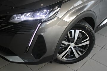 Voertuigafbeelding 9