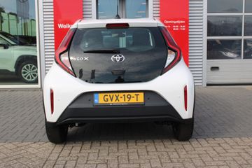 Voertuigafbeelding 7