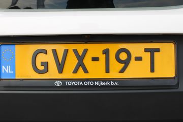 Voertuigafbeelding 8