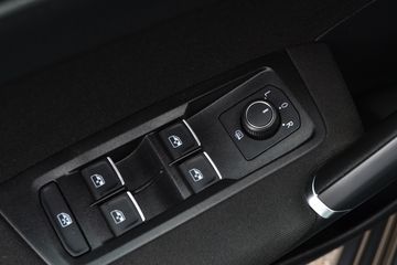 Voertuigafbeelding 37