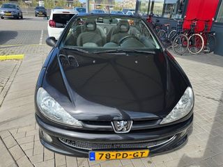 Voertuigafbeelding 3