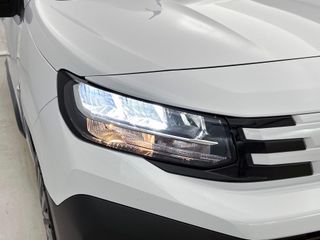 Voertuigafbeelding 21