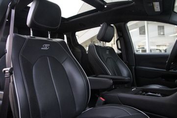 Voertuigafbeelding 9