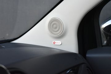 Voertuigafbeelding 9