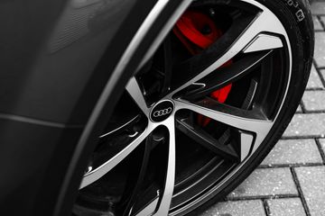 Voertuigafbeelding 6