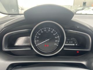 Voertuigafbeelding 12