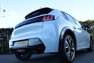 Voertuigafbeelding 11