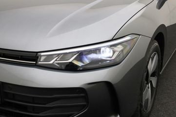 Voertuigafbeelding 12