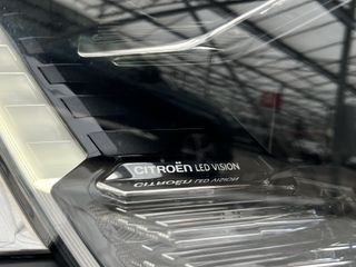 Voertuigafbeelding 31