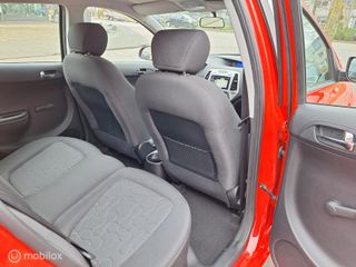 Voertuigafbeelding 7