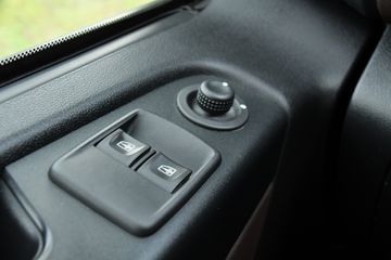 Voertuigafbeelding 25