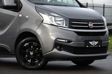 Voertuigafbeelding 7