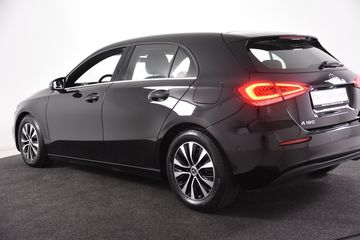 Voertuigafbeelding 12