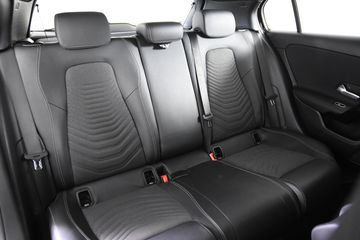 Voertuigafbeelding 27