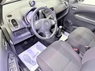 Voertuigafbeelding 15