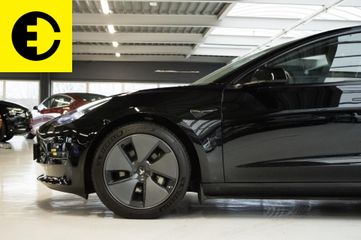 Voertuigafbeelding 11