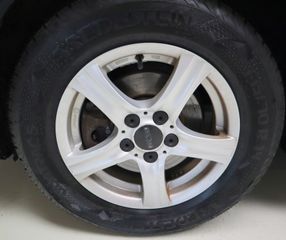 Voertuigafbeelding 31