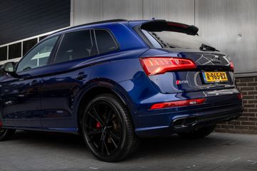 Voertuigafbeelding 4