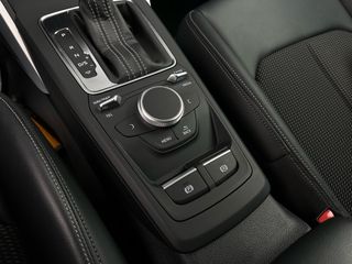 Voertuigafbeelding 30