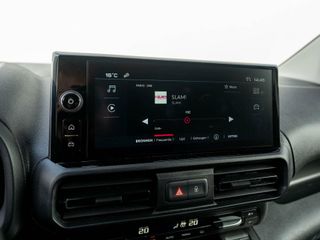 Voertuigafbeelding 16