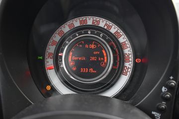 Voertuigafbeelding 6