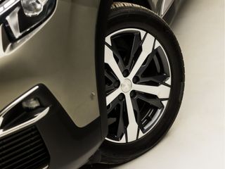 Voertuigafbeelding 38