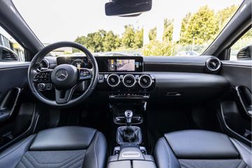 Voertuigafbeelding 16