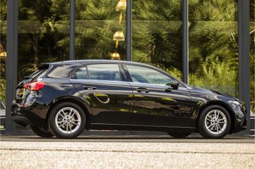 Voertuigafbeelding 4