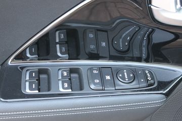 Voertuigafbeelding 11