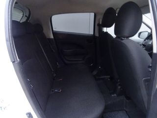 Voertuigafbeelding 19