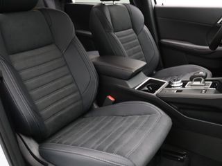 Voertuigafbeelding 35