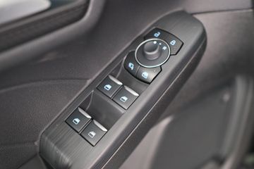 Voertuigafbeelding 23