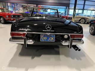 Voertuigafbeelding 8